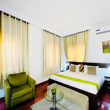 The Tranquil Mews Hotel Abuja Bagian luar foto