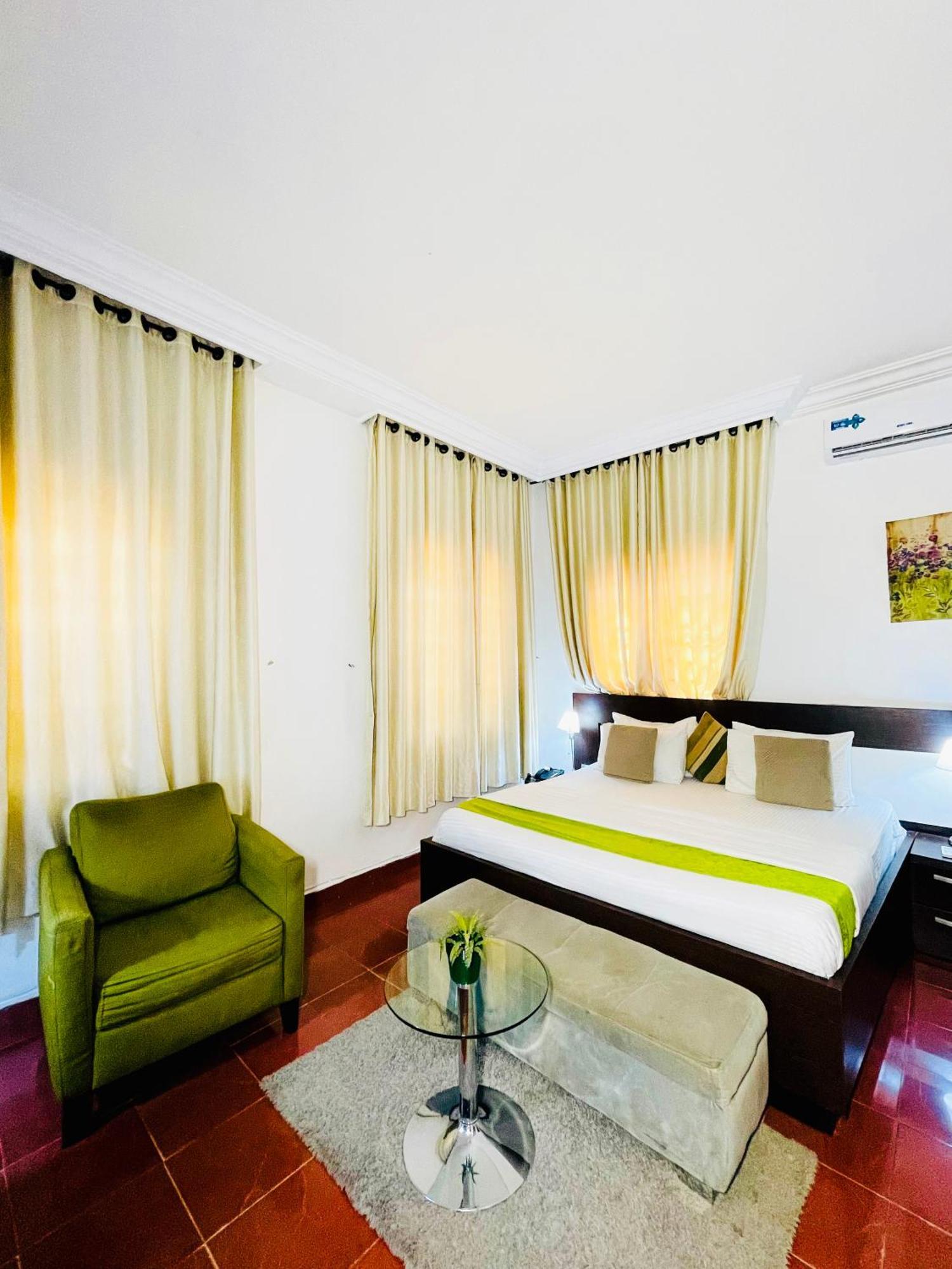 The Tranquil Mews Hotel Abuja Bagian luar foto